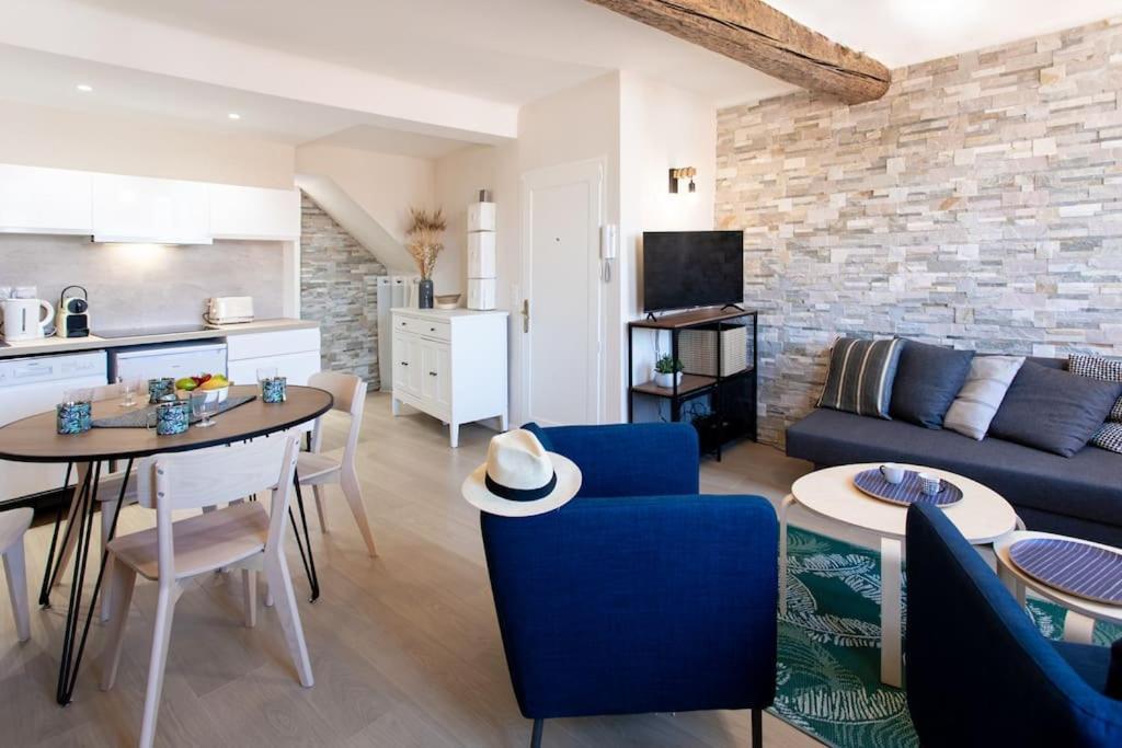 L16 Malonat Vieux 1 Min Mer/ 2 Chbres & Ac Appartement